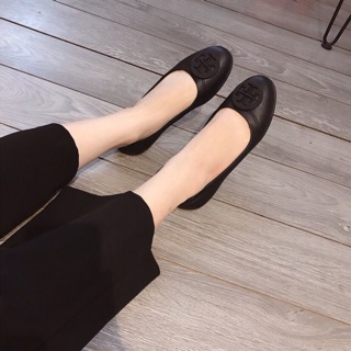 Bệt tory đế dẻo