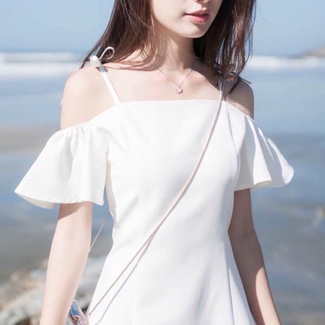 Váy trắng dây buộc nơ 🎀