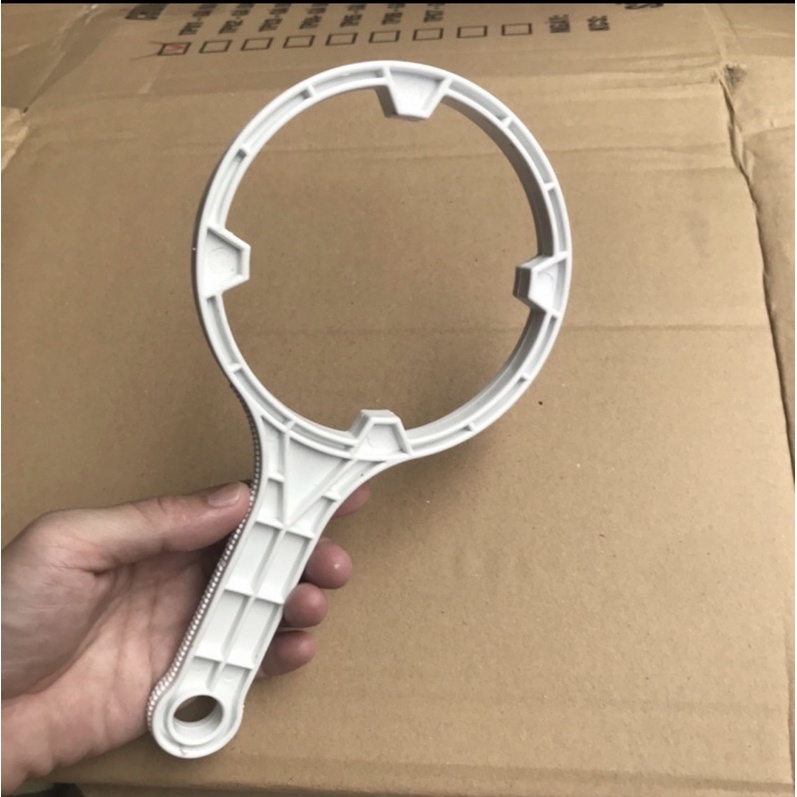Tay mở cốc lọc nước số 123