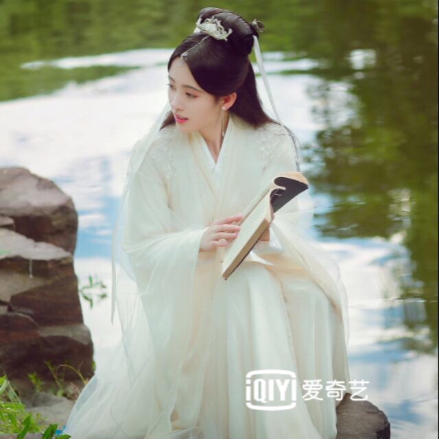 Y phục cổ trang tân bạch nương tử cosplay