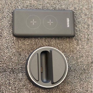 Sạc dự phòng không dây kèm pin