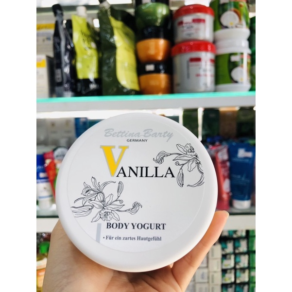 DƯỠNG THỂ /KEM DƯỠNG ẨM TOÀN THÂN TỪ SỮA CHUA BETTINA BARTY VANILLA BODY YOGURT 300ML