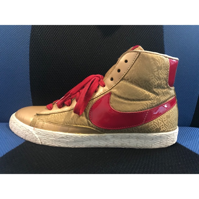 Giày tt hiệu Nike 2nd rất đẹp còn khá mới