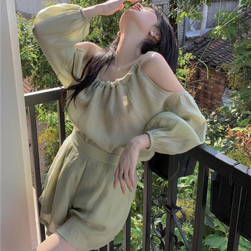 Áo IELGY cổ tròn tay dài hở vai phong cách Pháp thời trang cho nữ