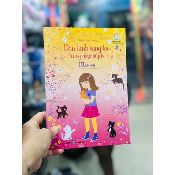 Dán hình sáng tạo trang phục búp bê công chúa