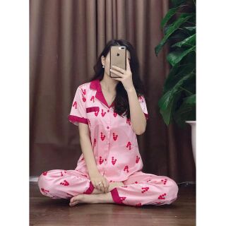 Áo ngủ dâu tây