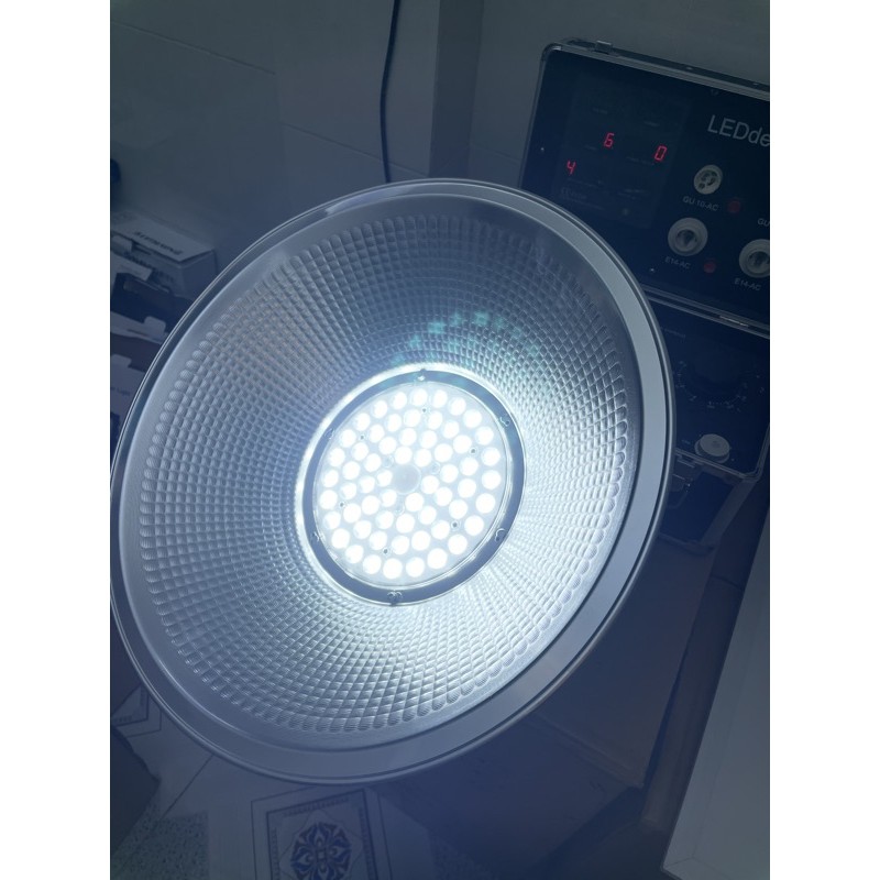 Đèn nhà xưởng, nhà kho, đèn chiếu sáng nhà thi đấu, sân thể thao chuẩn công suất 200W