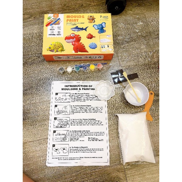 Bộ đồ chơi hoạt động Stem làm tượng từ bột thạch cao tại nhà