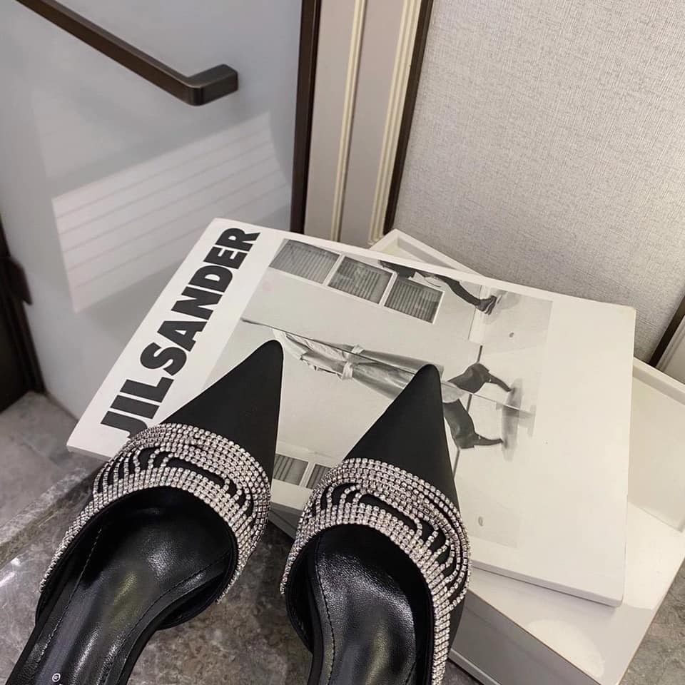 GIÀY BỆT ĐÍNH CƯỜM SIÊU CAO CẤP | BigBuy360 - bigbuy360.vn