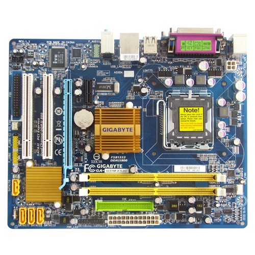 Combo Mainboard Gigabyte G31 + Chip E 8400