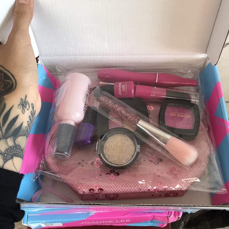 Set đồ chơi trang điểm Makeup cho bé gái hàng loại 1.