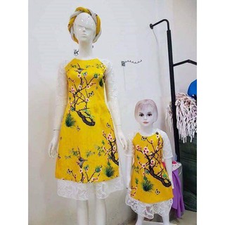 Áo dài phối ren cho mẹ và bé