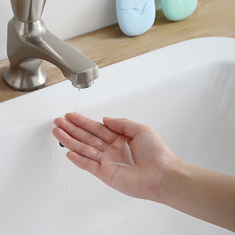Hộp 50 Miếng Xà Phòng Giấy Rửa Ray Dùng Một Lần Hình Gấu Dễ Thương - Xà Bông Khô Bỏ Túi Đi Du Lịch