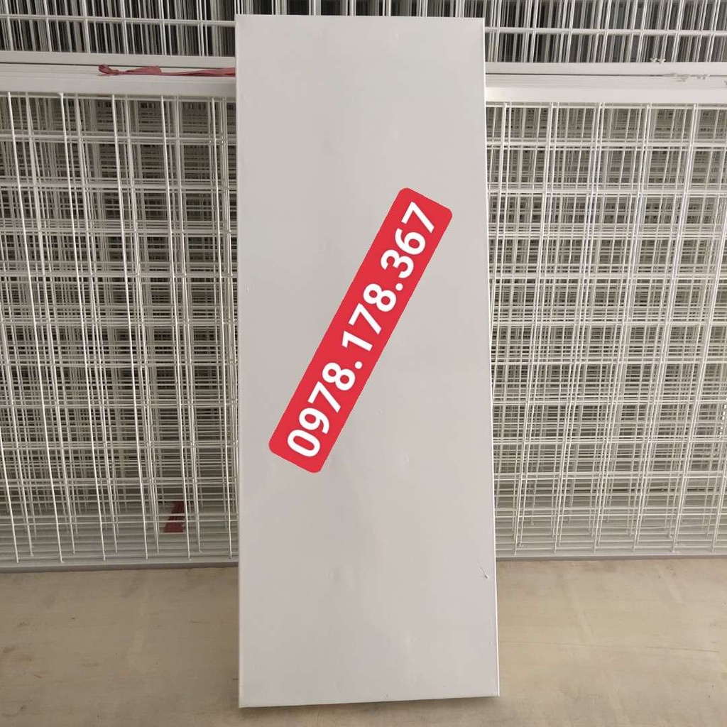 Mâm sàn kệ sắt V lỗ đa năng rộng 30cm: màu Xám, màu Trắng, màu Đen.
