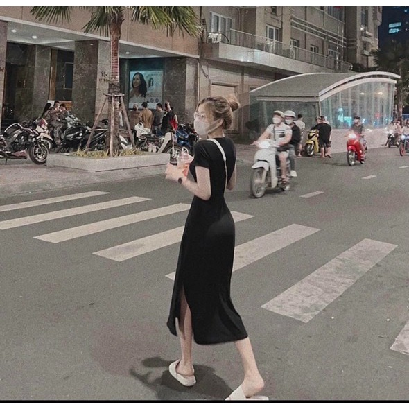 Đầm tay ngắn cổ tròn trên ôm dưới xòe nhẹ xẻ tà dáng dài cực hot , chất thun gân dày dặn ly