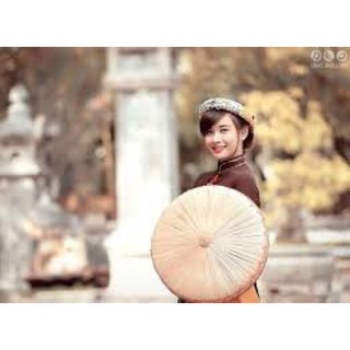Nón quai thao thủ công quan họ
