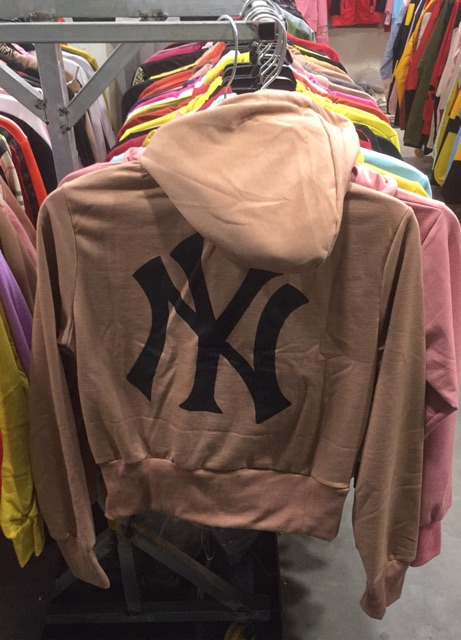 Áo khoác da cá NYY phom lửng croptop
