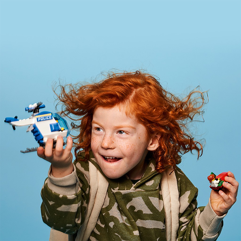 LEGO City Trực Thăng Truy Bắt Trên Biển 60275