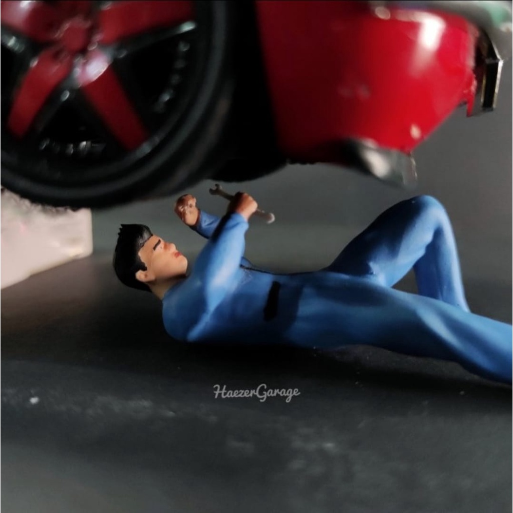 Mô Hình Nhân Vật Diorama Tỉ Lệ 1/24 Đẹp Mắt #01 Diecast Garage - n0