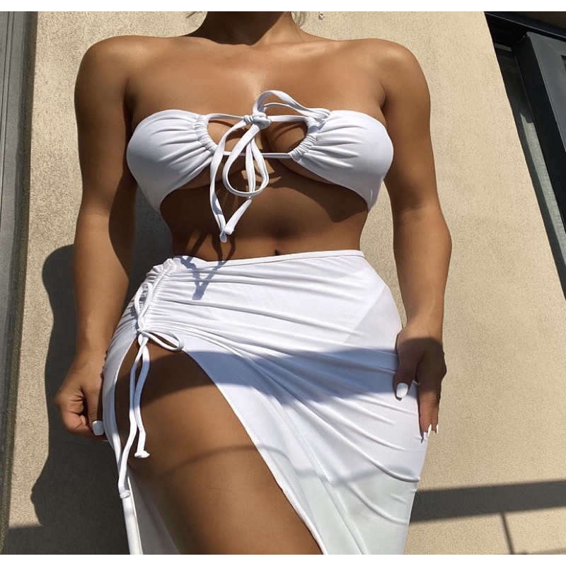 [BKN1538] &lt;ÂU&gt; SET BIKINI 3 MÓN TRẮNG KÈM CHÂN VÁY DÀI XẺ TÀ