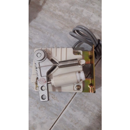 Bộ Motor Tiết Kiệm Điện - Dùng Cho Các Loại Máy May Công Nghiệp,1kim,2 kim,vắt sổ,kan sai...