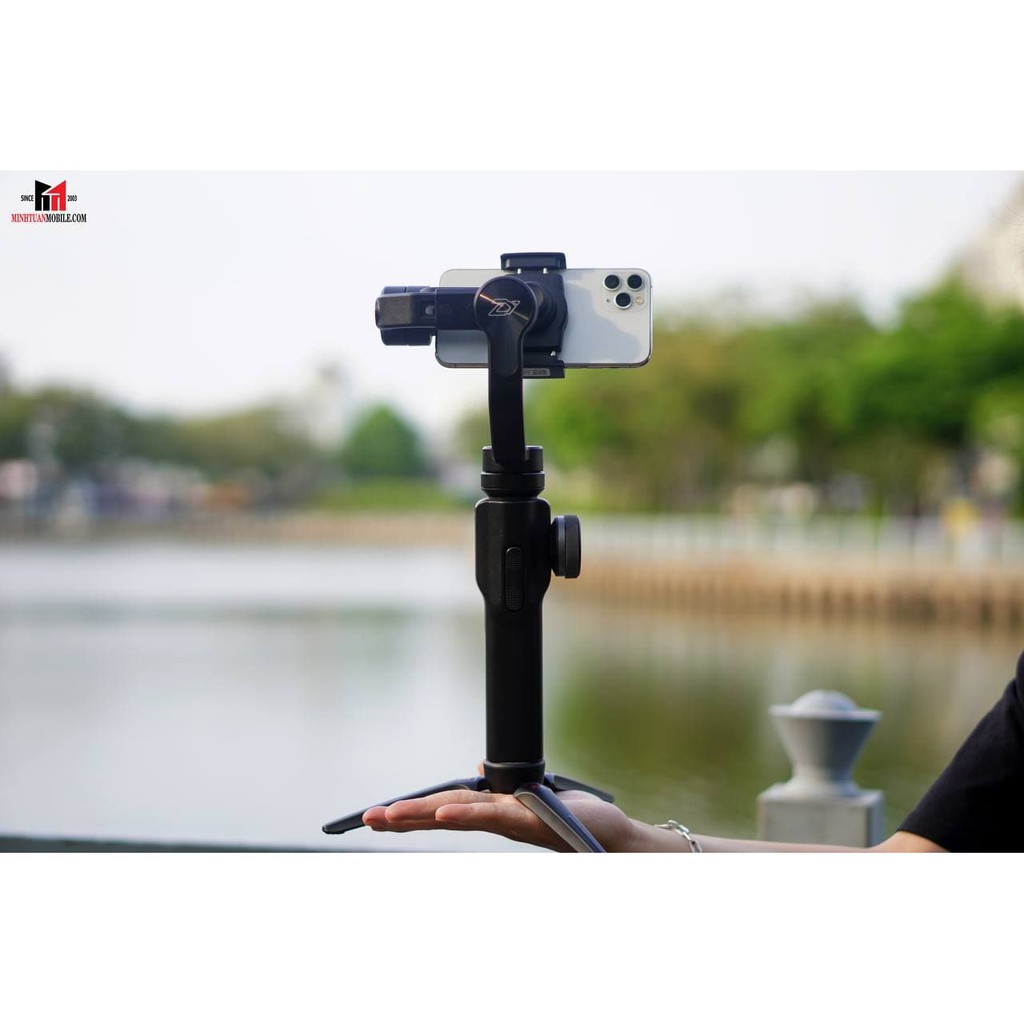 Tay cầm chống rung cho điện thoại Gimbal Zhiyun Smooth 4