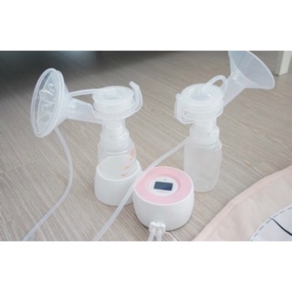 Máy hút sữa điện đôi Unimom thanh lí