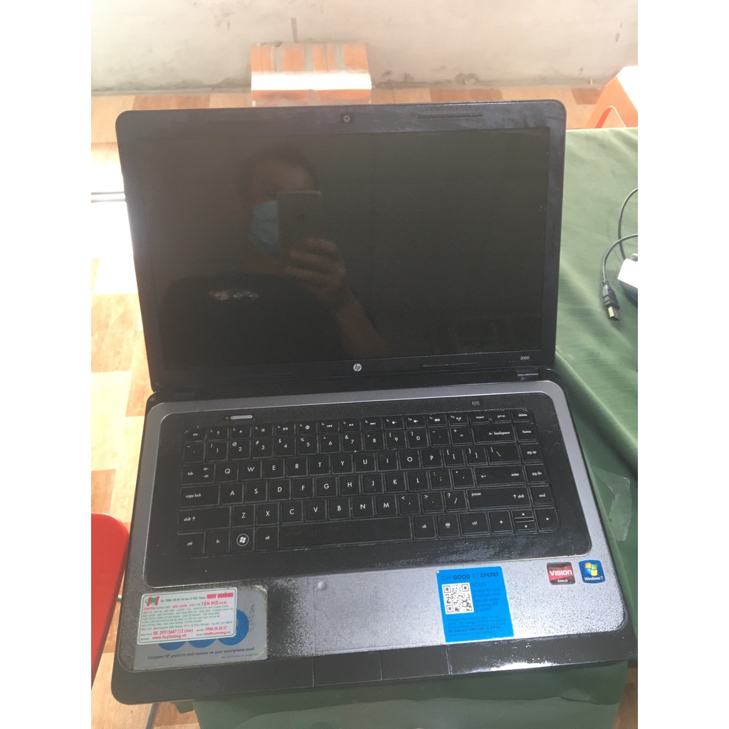 LAPTOP HP 2000 AMD E-350/RAM 4GB/HDD 320GB/15,6in