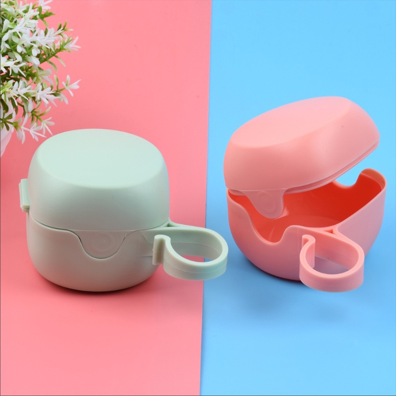 Hộp nhựa đựng núm vú giả chống bụi mang đi du lịch tiện lợi