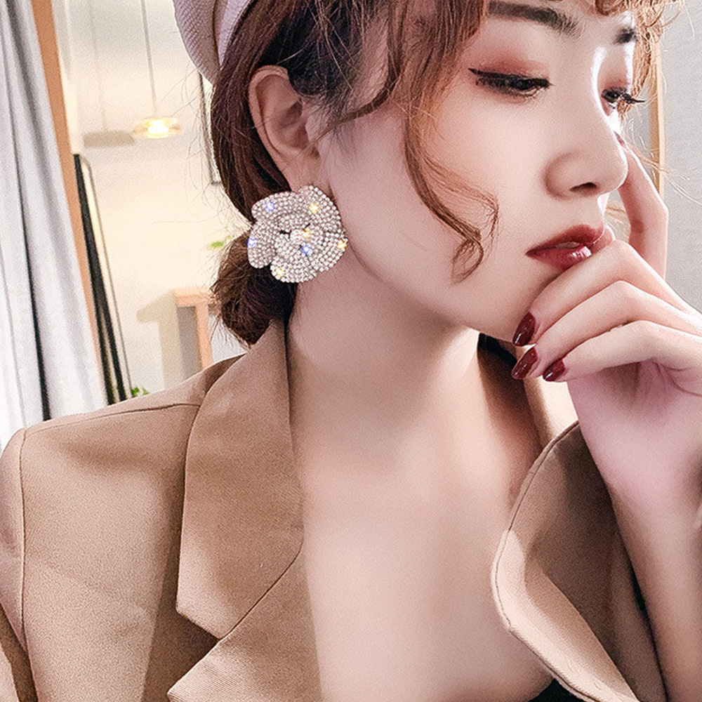 Đôi bông tai nữ S925 hình bông hoa đính sành điệu thời trang