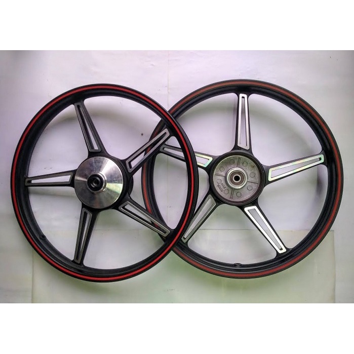 Mâm 5 cây Max dùng cho xe Dream / Wave nhỏ thắng đùm