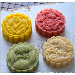 Khuôn Bánh Lò Xo Trung Thu Cá Chép Hoa Ly 4 Mặt 75 Gr