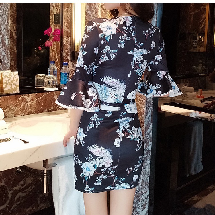 Áo Kimono Cách Tân Tay Loe In Họa Tiết Chim Hạc Cho Nữ H5413