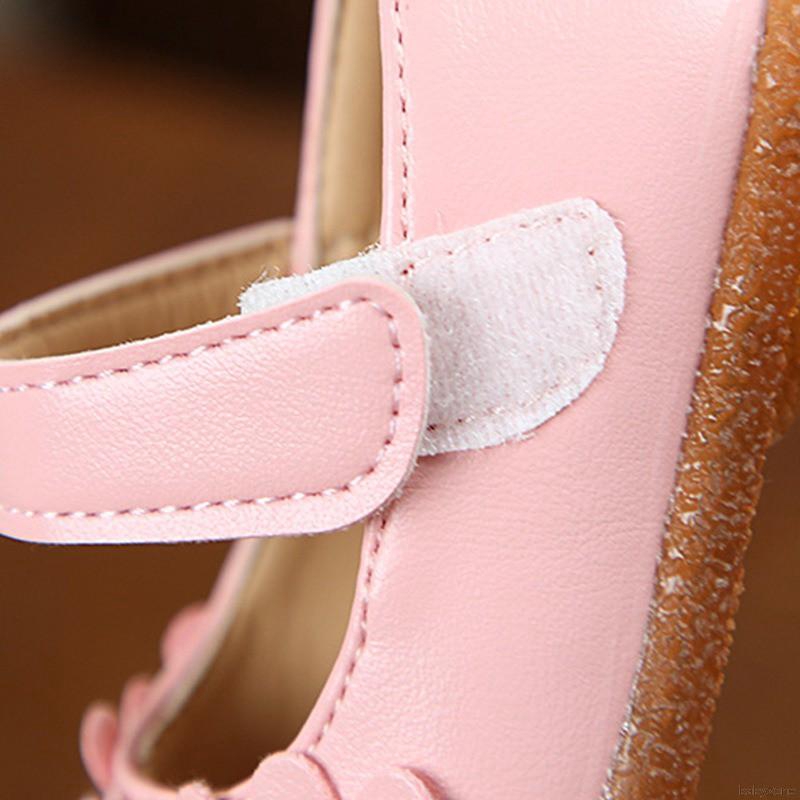 Giày quai hậu êm chân và xinh xắn cho bé gái