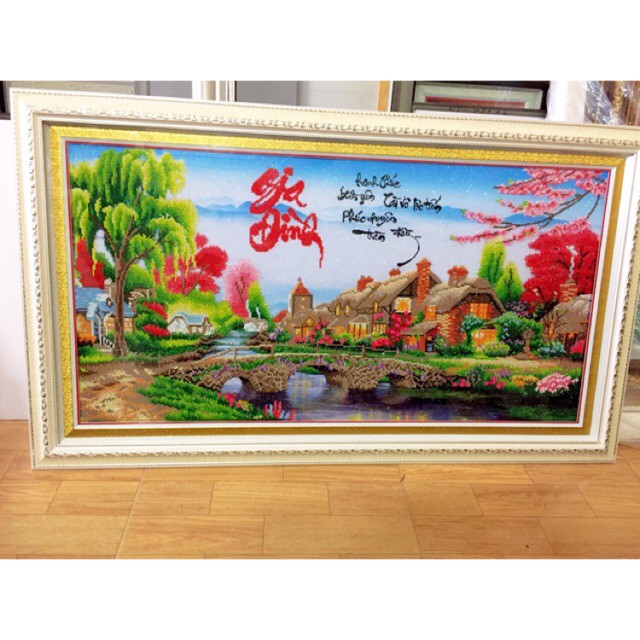 HÀNG LOẠI 1 - Tranh Đính Đá PHONG CẢNH GIA ĐÌNH HẠNH PHÚC. Kích Thước: 1m1 x 61cm