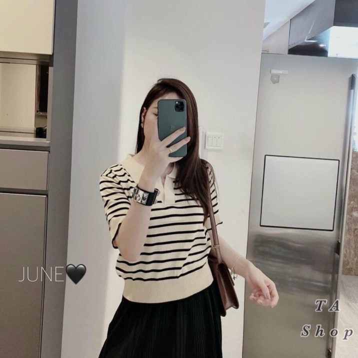 Áo Len Nữ Mongtoghi Kẻ Cổ Đức - 2 Màu Hàng Đẹp | BigBuy360 - bigbuy360.vn