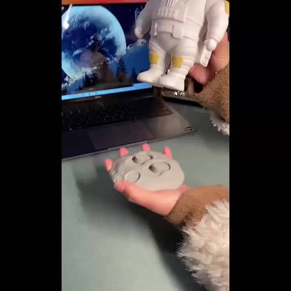 Đèn phi hành gia chiếu sao bầu trời, ✔𝑺𝒂̆̃𝒏 𝒉𝒂̀𝒏𝒈 - 𝑮𝒊𝒂𝒐 𝒏𝒈𝒂𝒚✔, đèn led chiếu vũ trụ, ngân hà 2022 | BigBuy360 - bigbuy360.vn