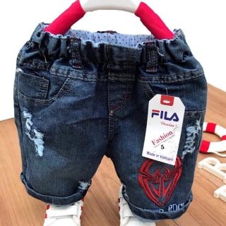 Quần jeans bé trai