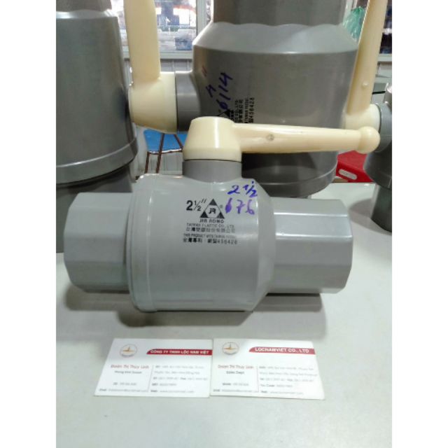 Van nhựa pvc size 76 mm