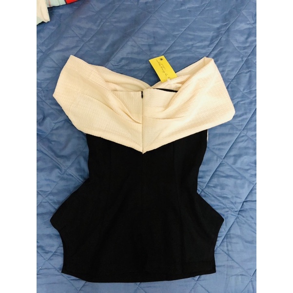 Pass áo size M new tag