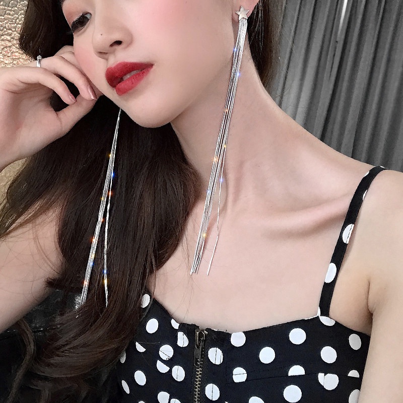 Khuyên Tai Dáng Dài Phối Tua Rua Đơn Giản Phong Cách Hàn Quốc