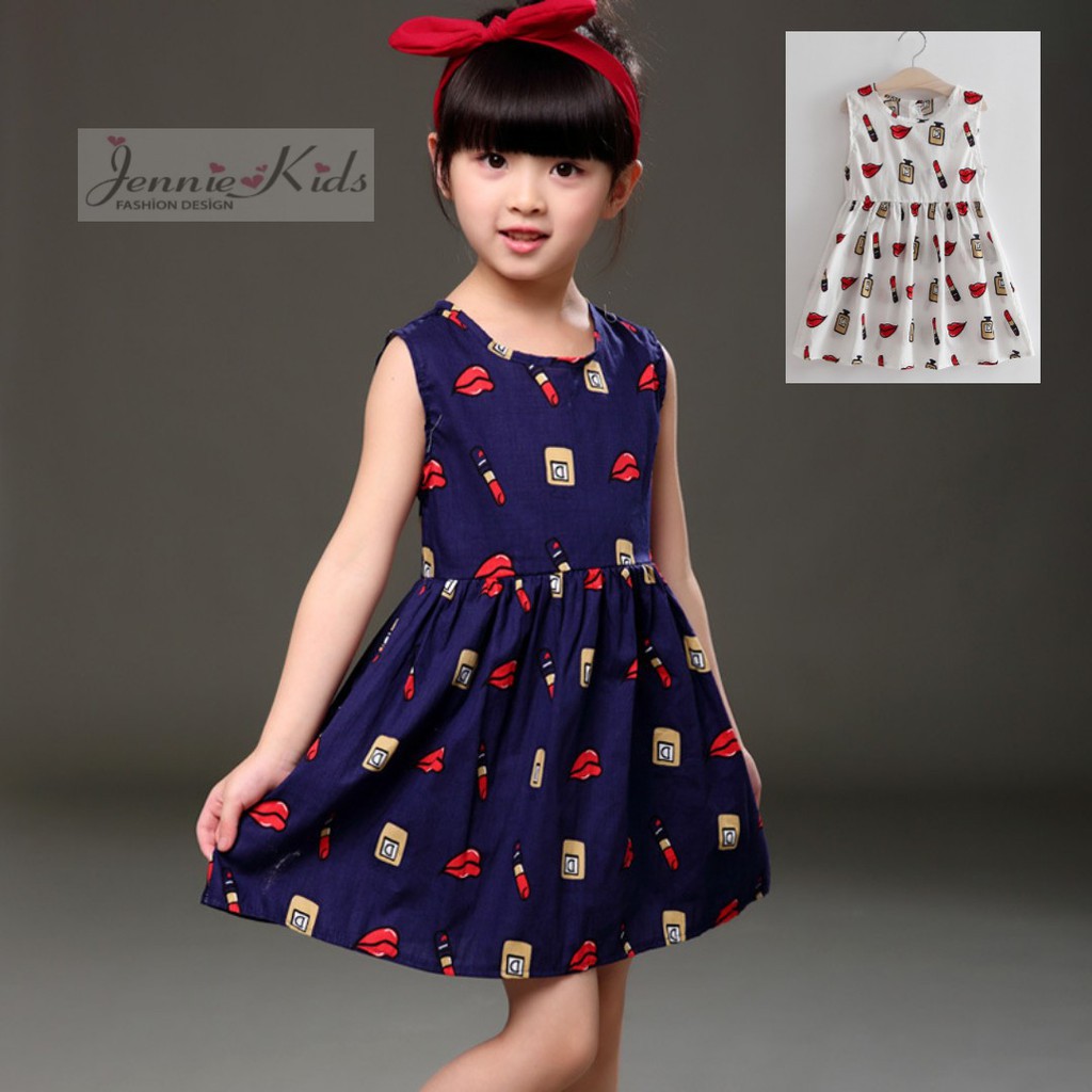 J245 Váy bé gái họa tiết son môi dễ thương