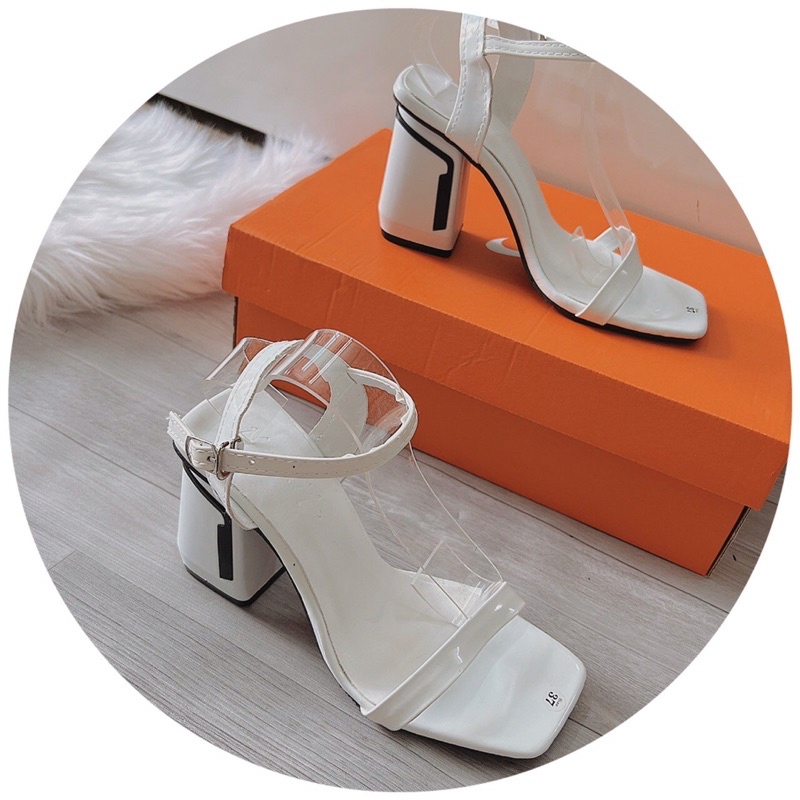 Bán Sỉ- Dép sandal cao gót quai ngang da bóng gót thô 7cm viền chữ P Ra