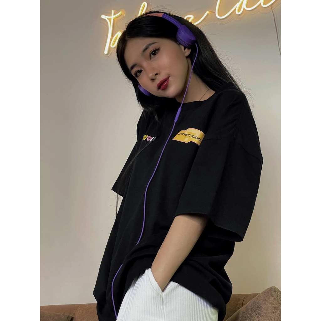 Áo thun đen ngắn tay thêu chữ - Dark Mood Tee
