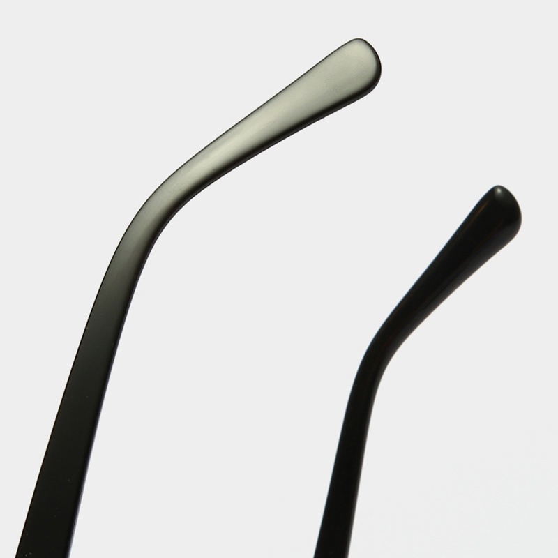 Kính Bảo Hộ Mắt Chống Bụi Trong Suốt Tiện Dụng