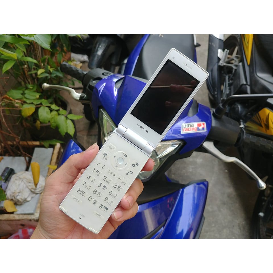 Điện thoại NEC N-03D màu trắng