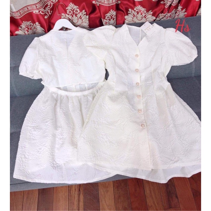 Váy xốp hở lưng HSU1