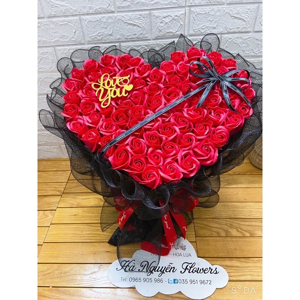 [Hoa sáp thơm - quà 14/2]_ Bó hoa hồng sáp  75 bông kết hợp lưới siêu sang tặng kèm đèn nháy và full toping