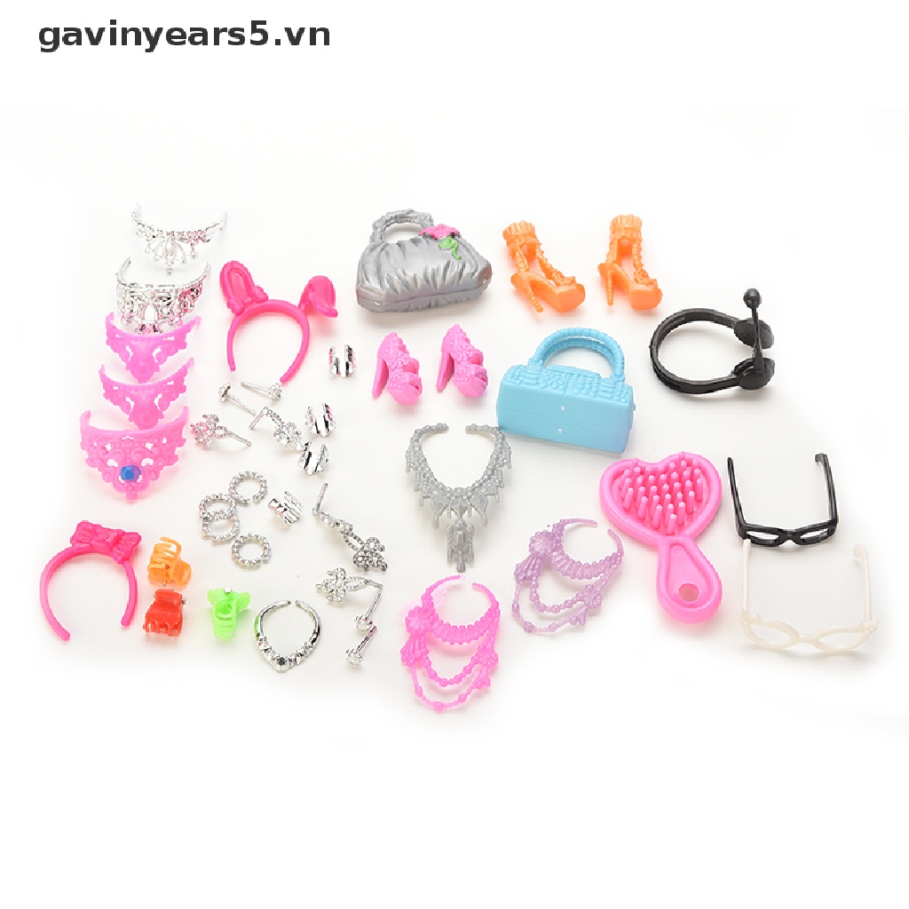 Bộ Phụ Kiện Búp Bê Barbie Gồm Túi Xách + Giày + Lược + Tai Xinh Xắn