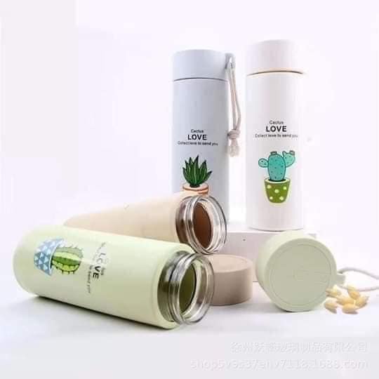 Bình nước in hình xương rồng 400ml lõi thủy tinh bọc vỏ nhựa lúa mạch có dây xách (GIAO MẪU NGẪU NHIÊN) từ DTM Store